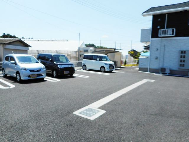 アルディエンテの駐車場|駐車場