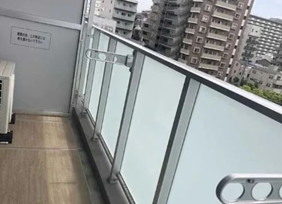 【バルコニー】グランバリュー三田