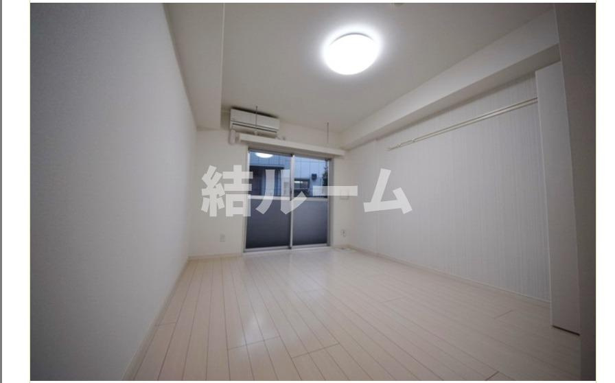 板橋区赤塚新町２丁目の賃貸マンションの居間・リビング