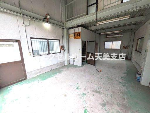 瓜破南2丁目貸工場の内装