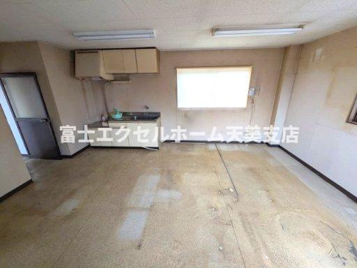 瓜破南2丁目貸工場の内装