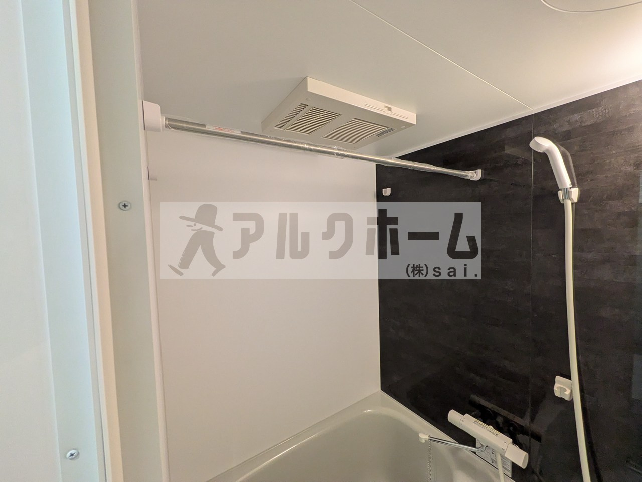 REGIES八尾駅前の浴室