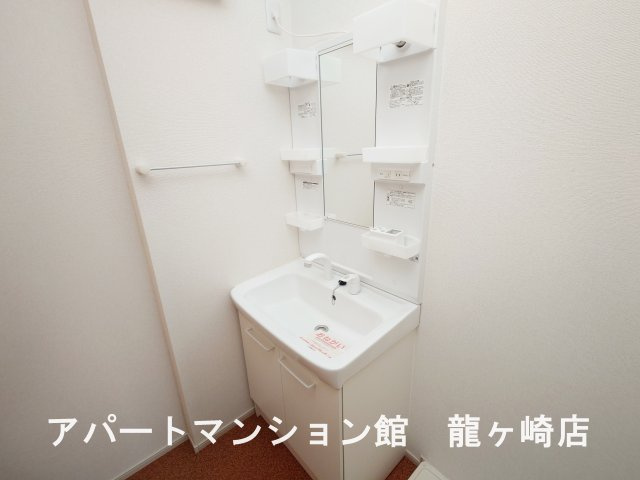 ボヌール・フラグランスＣの独立洗面台|洗面所