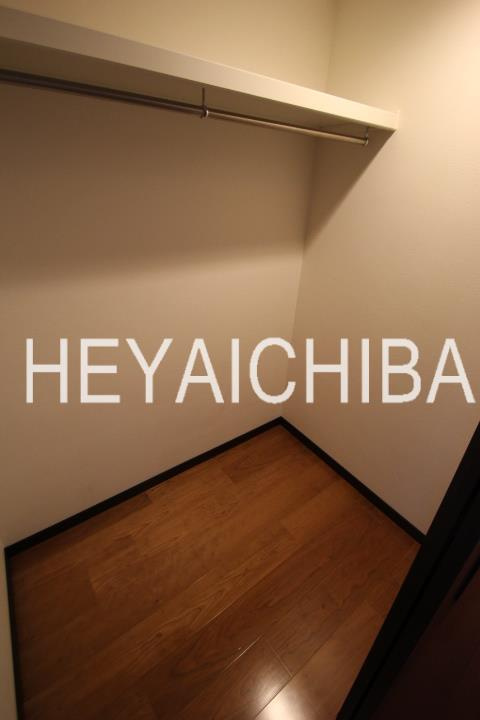 デュプレクス白山の収納|ウォークインクローゼット