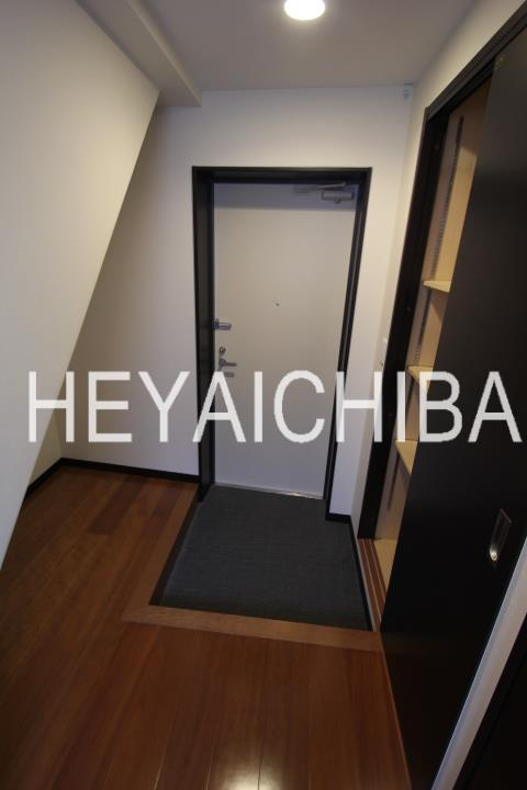 デュプレクス白山の玄関