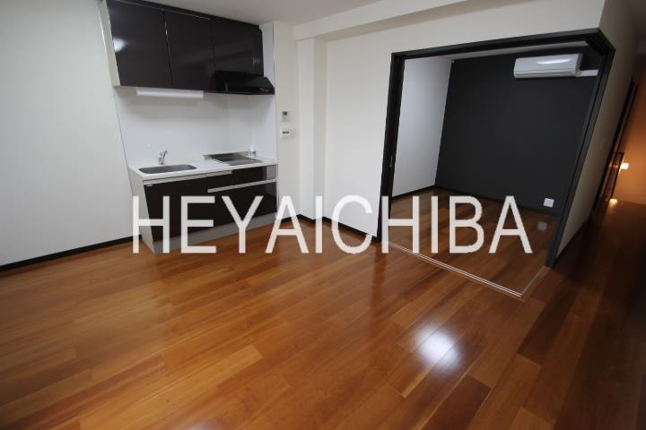 デュプレクス白山の居間・リビング