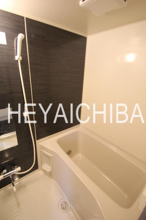 デュプレクス白山の浴室