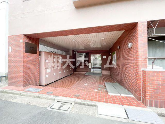 ワコー本駒込マンションのエントランス