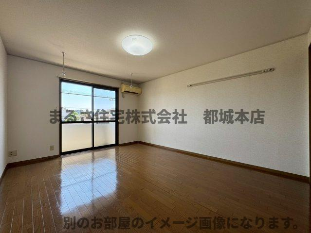天神ハイツの居間・リビング