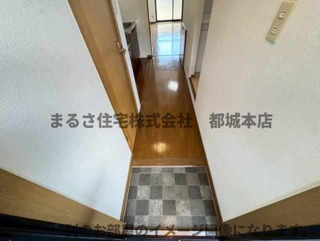 天神ハイツの玄関