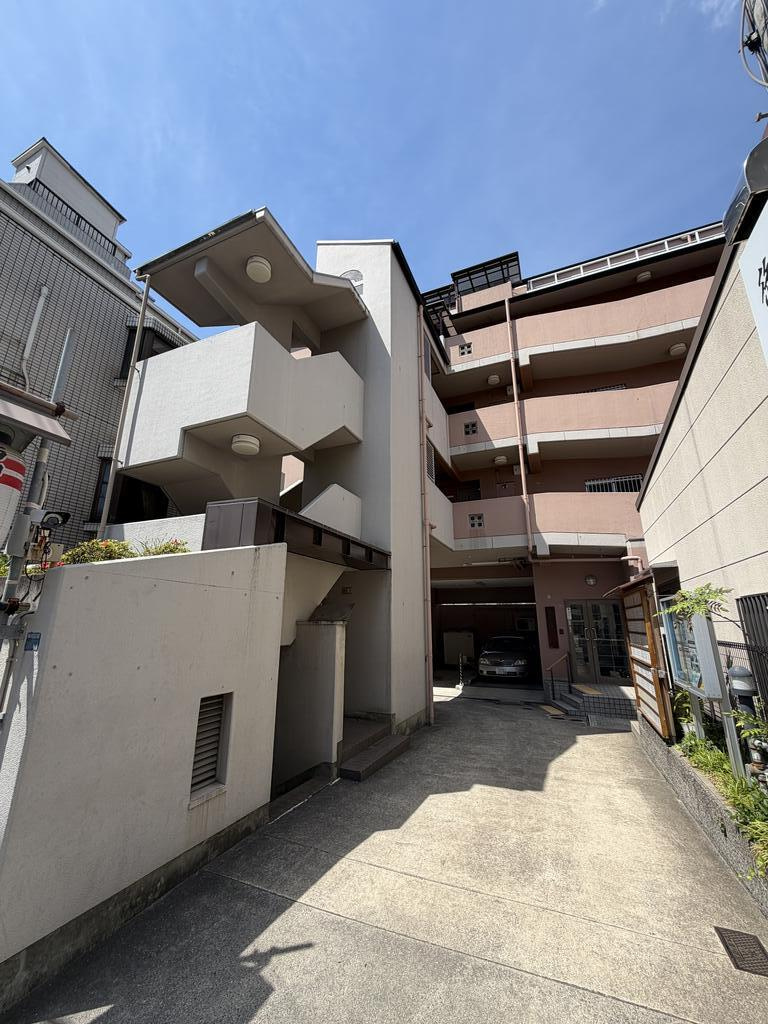 神戸市東灘区御影中町８丁目の賃貸マンションの外観