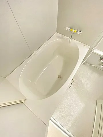 西宮市二見町の賃貸マンションの浴室