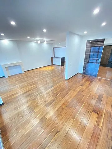 西宮市二見町の賃貸マンションの居間・リビング
