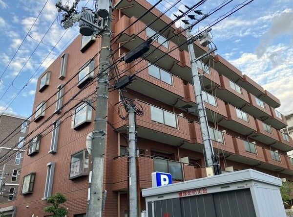 西宮市櫨塚町の賃貸マンション