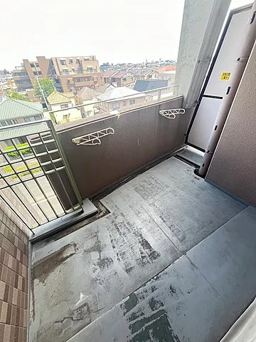 西宮市上甲子園１丁目の賃貸マンションのバルコニー