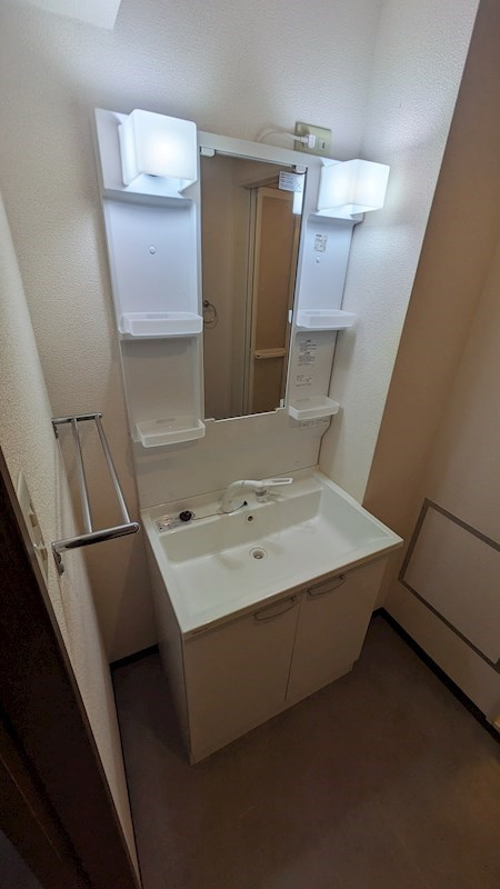 西宮市門戸荘の賃貸マンションの洗面所