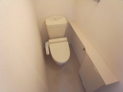 西宮市平木町のアパートのトイレ