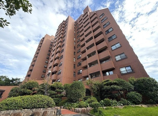 神戸市東灘区御影山手１丁目の賃貸マンションの外観