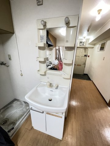 神戸市中央区山本通２丁目の賃貸マンションの洗面所