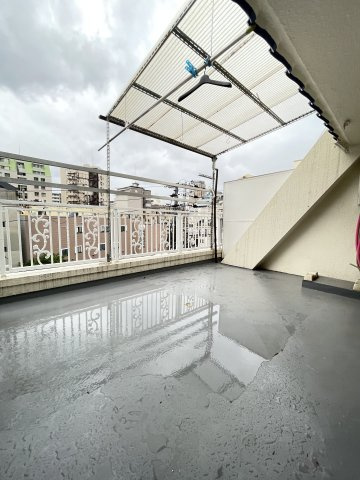 神戸市中央区山本通２丁目の賃貸マンションのバルコニー