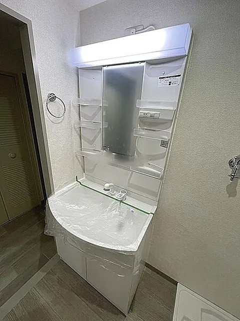 芦屋市朝日ケ丘町の賃貸マンションの洗面所