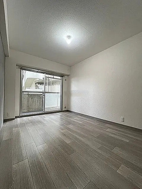 芦屋市朝日ケ丘町の賃貸マンションの居間・リビング