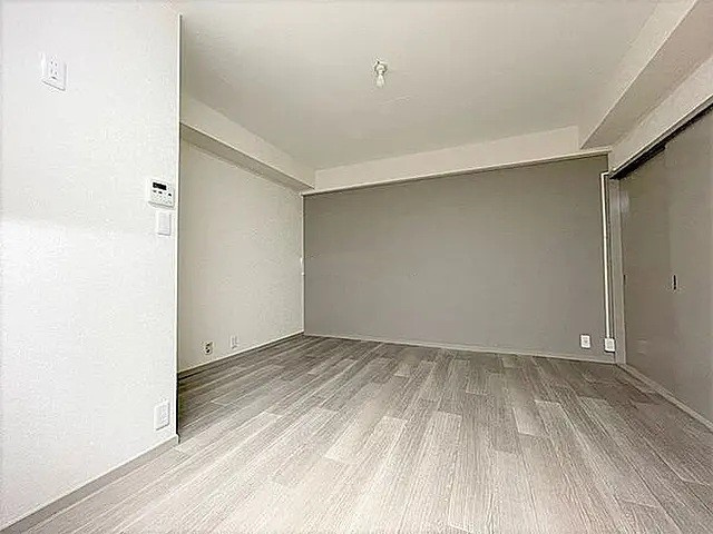 芦屋市朝日ケ丘町の賃貸マンションの居間・リビング