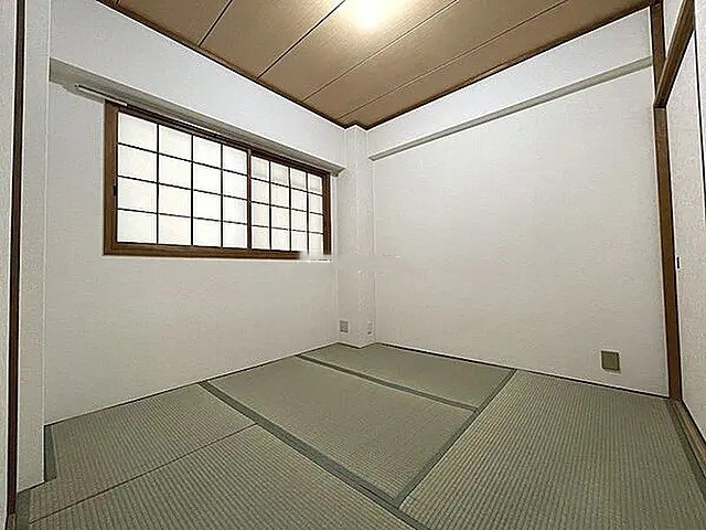 芦屋市朝日ケ丘町の賃貸マンションの居間・リビング