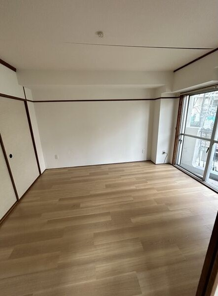 神戸市中央区北野町１丁目の賃貸マンションの居間・リビング