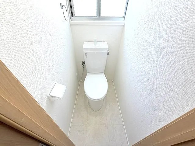 神戸市灘区灘北通４丁目のアパートのトイレ