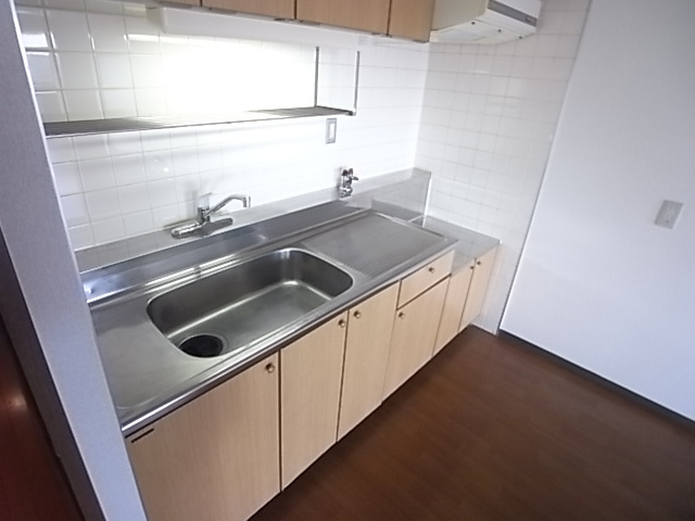 西宮市津門大塚町の賃貸マンションのキッチン