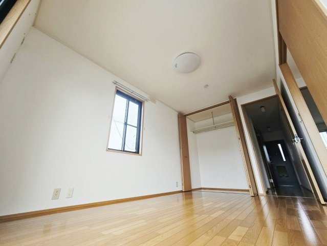 ｓｔａｚｉｏｎｅの寝室