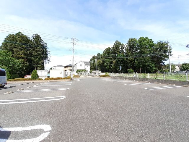 ドゥメゾンＢの駐車場|駐車場