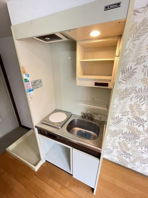 川崎市多摩区三田１丁目の賃貸マンションのキッチン