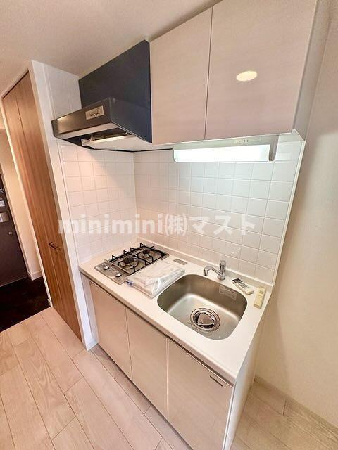 大阪市中央区道修町１丁目の賃貸マンションのキッチン