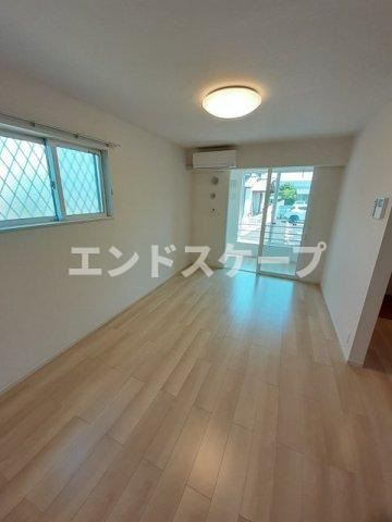 プラシード　Ｂの居間・リビング|高崎、前橋のお部屋探しはエンドスケープまで！お客様の理想お聞かせ下さい♪