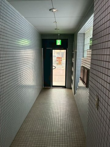 パステルクボ8のロビー