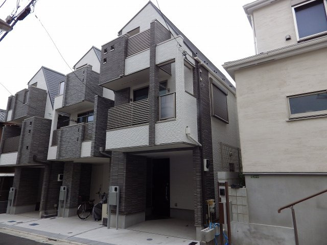Rent House Hakusanの外観