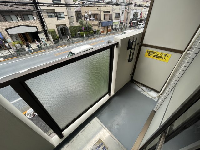 クリオ千駄木壱番館のバルコニー