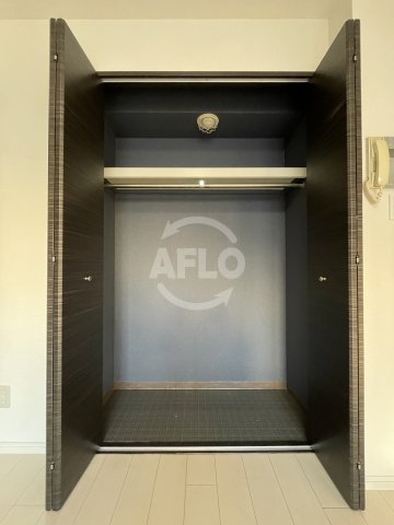 ソルレヴェンテ梅田の収納|ソルレヴェンテ梅田　クローゼット