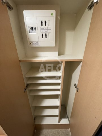 ソルレヴェンテ梅田の収納|ソルレヴェンテ梅田　下駄箱