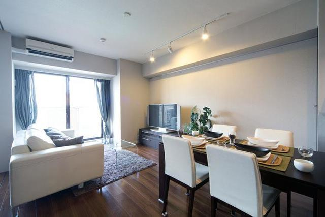 パーク・アヴェニュー神南の居間・リビング|※写真は同タイプ住戸です。