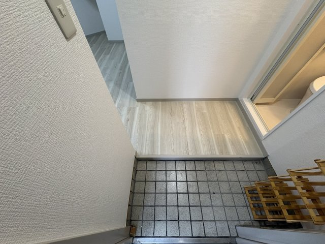 ドミール南平台の玄関