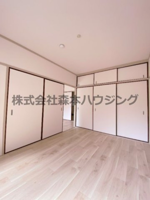 【洋室】 | 　成田グリーンハイツ | 使い勝手のいい洋室です