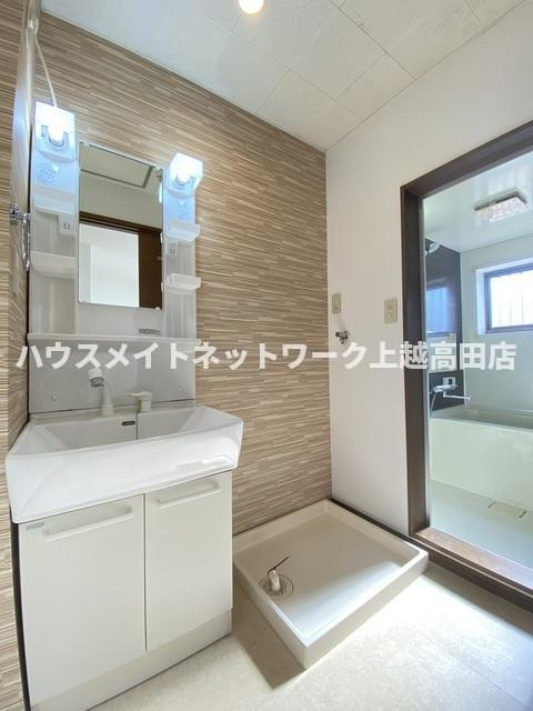 安江セントラルハイツＡの洗面所|洗髪洗面化粧台・洗濯機置場