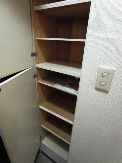 アドリーム千駄木の収納|靴入