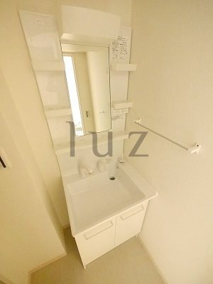 リブリサンクチュアリ鶴ヶ峰の洗面所