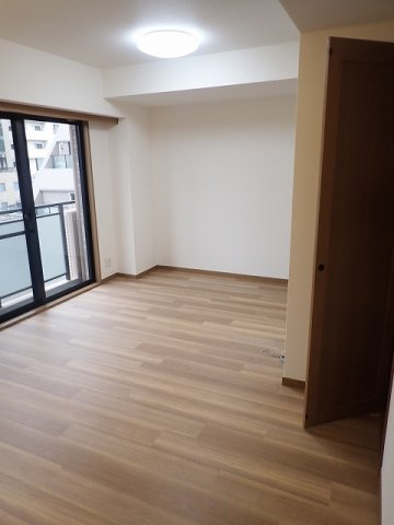 セレナハイム小石川西館の居間・リビング