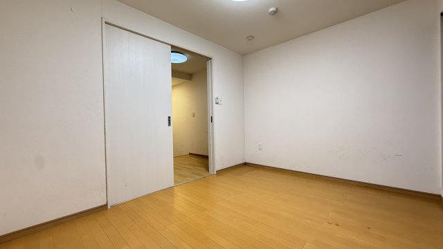 恵美須町アパートの洋室|103号室です！