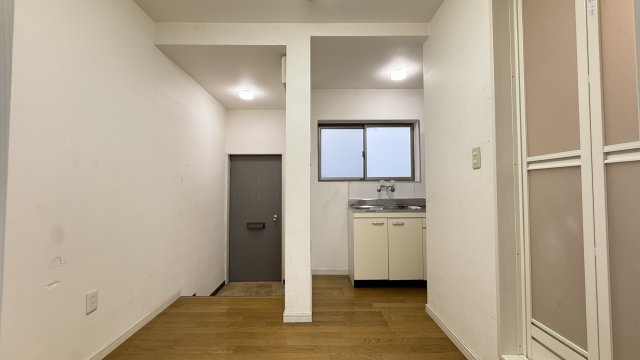 恵美須町アパートの玄関|105号室です！